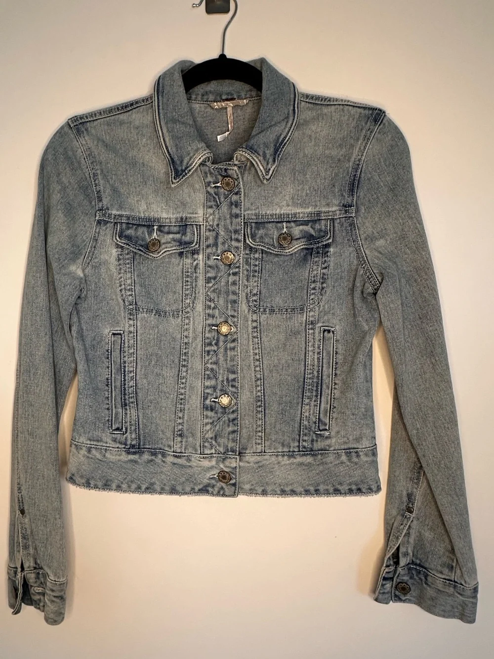 Free People Light Wash Denim Trucker Jacket - Picture 7 of 11